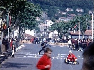 presque un tour de retard